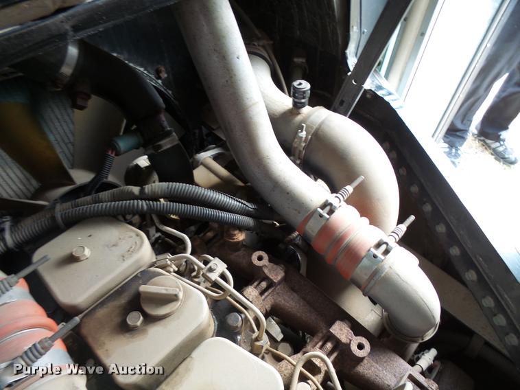 image for item AH9789 1994 Blue Bird TC2000 school bus