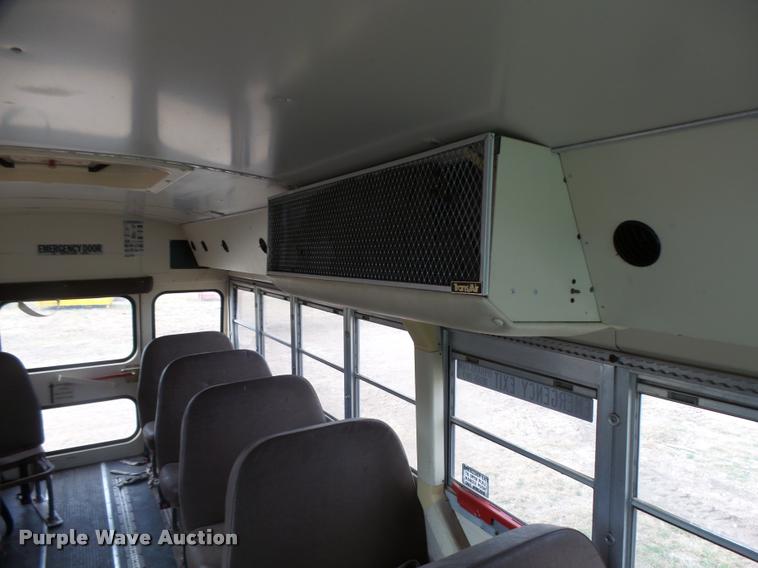 image for item AH9789 1994 Blue Bird TC2000 school bus