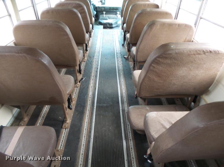 image for item AH9789 1994 Blue Bird TC2000 school bus