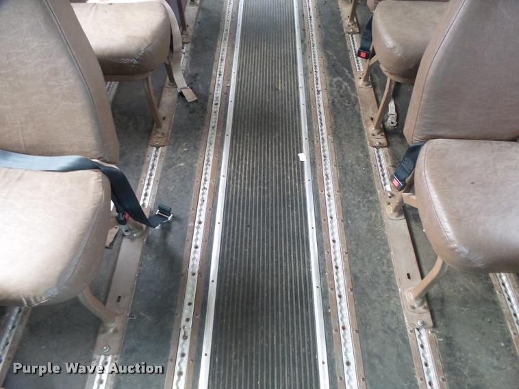 image for item AH9789 1994 Blue Bird TC2000 school bus