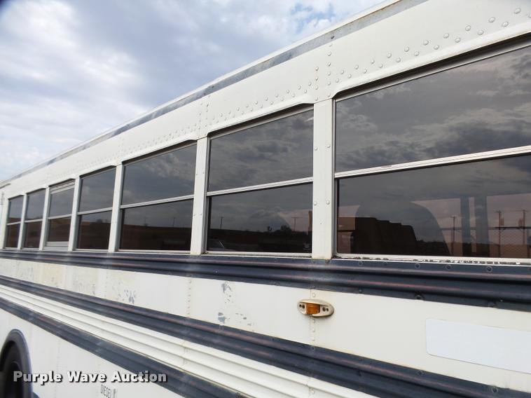 image for item AH9789 1994 Blue Bird TC2000 school bus