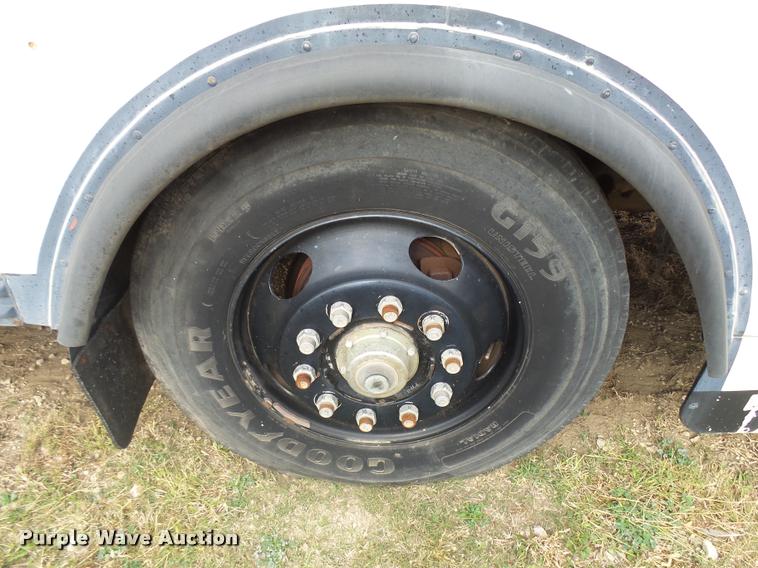 image for item AH9789 1994 Blue Bird TC2000 school bus