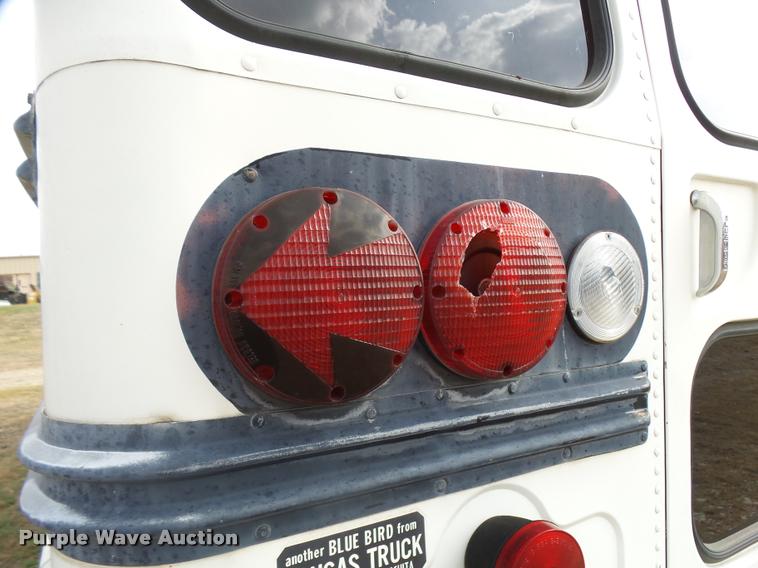 image for item AH9789 1994 Blue Bird TC2000 school bus