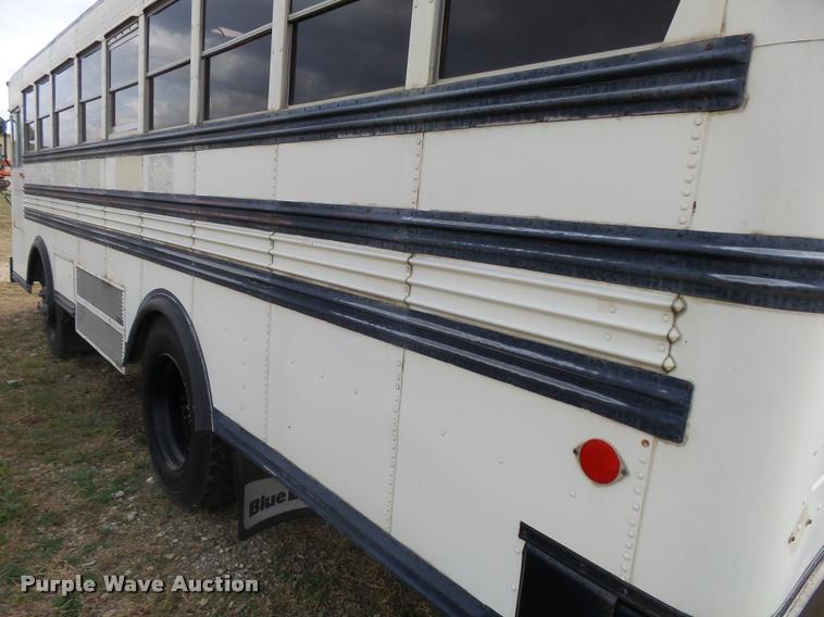 image for item AH9789 1994 Blue Bird TC2000 school bus