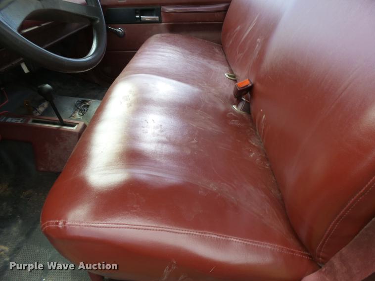 image for item AH9792 1991 Chevrolet 2500HD pickup truck