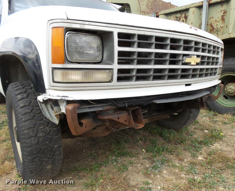 image for item AH9792 1991 Chevrolet 2500HD pickup truck