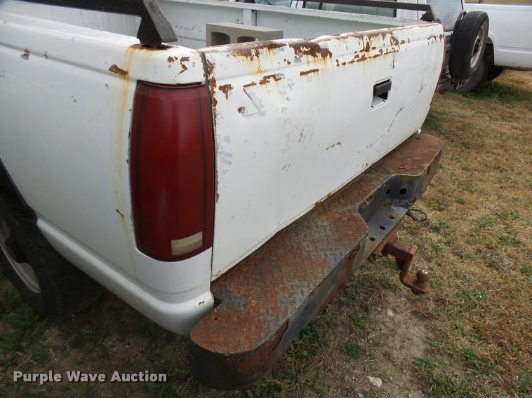 image for item AH9792 1991 Chevrolet 2500HD pickup truck