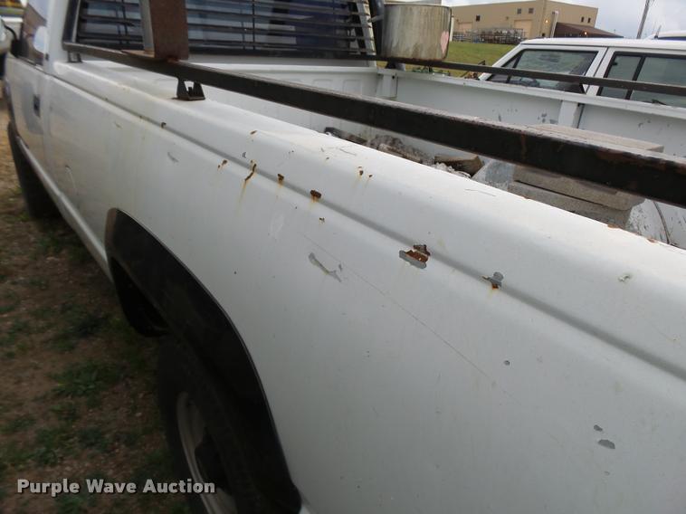 image for item AH9792 1991 Chevrolet 2500HD pickup truck