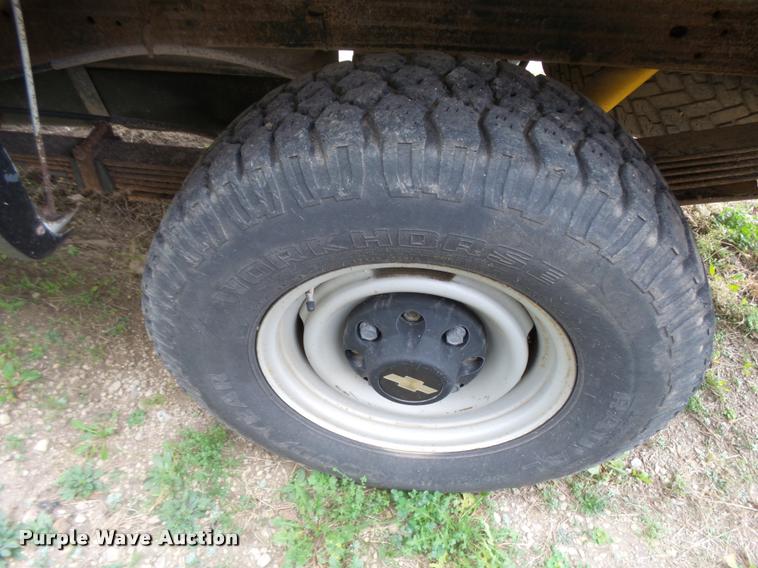 image for item AH9792 1991 Chevrolet 2500HD pickup truck