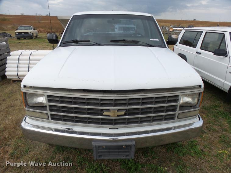 image for item AH9794 1991 Chevrolet 2500 pickup truck