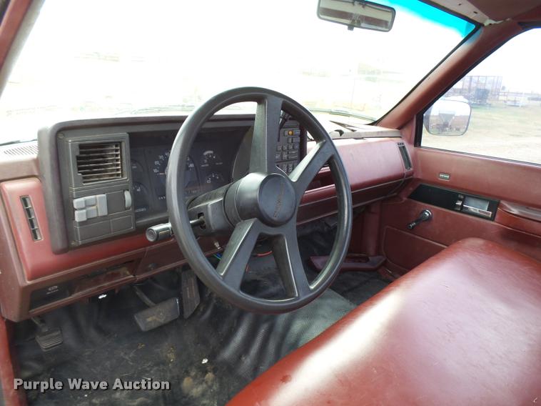 image for item AH9794 1991 Chevrolet 2500 pickup truck