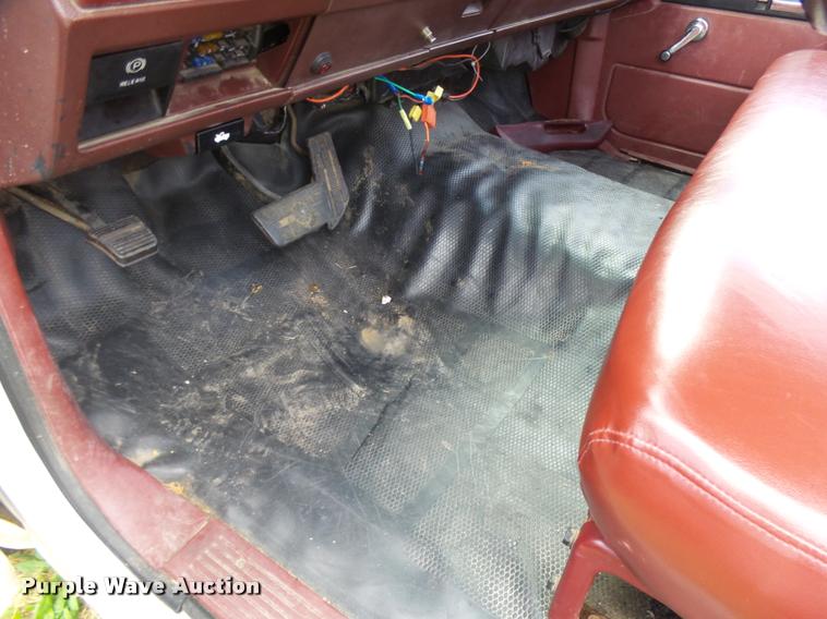 image for item AH9794 1991 Chevrolet 2500 pickup truck