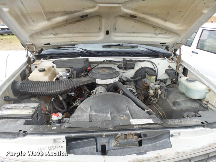 image for item AH9794 1991 Chevrolet 2500 pickup truck