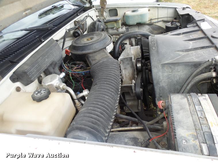 image for item AH9794 1991 Chevrolet 2500 pickup truck