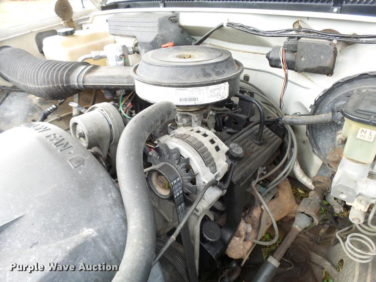 image for item AH9794 1991 Chevrolet 2500 pickup truck