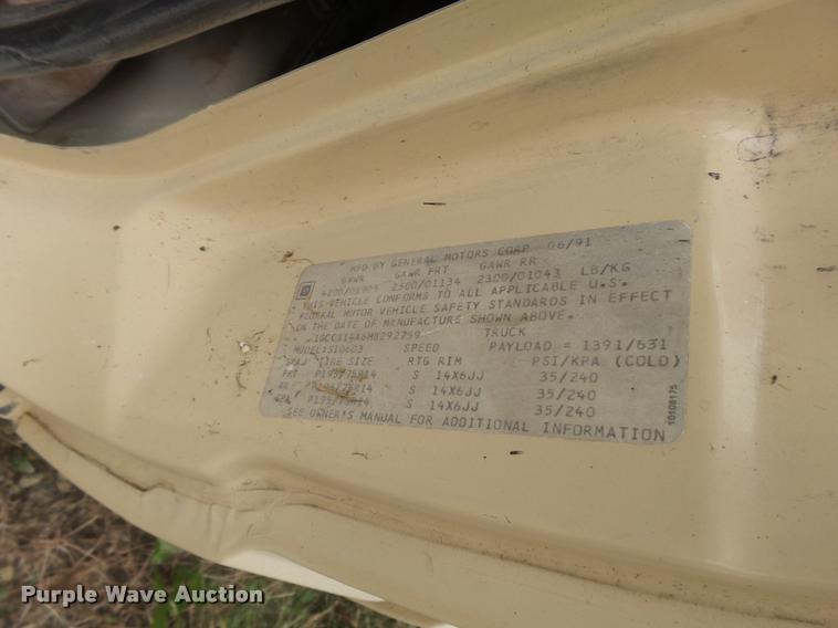 image for item AH9799 1991 Chevrolet S10 pickup truck