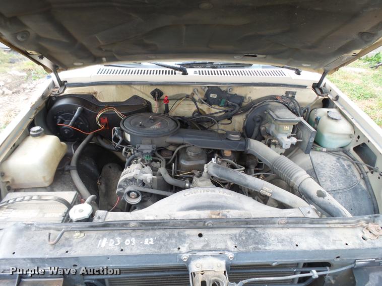 image for item AH9799 1991 Chevrolet S10 pickup truck