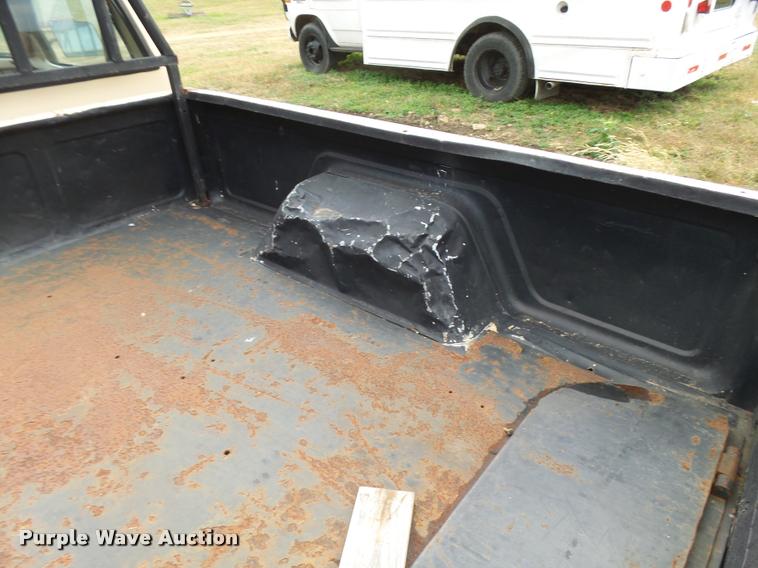 image for item AH9799 1991 Chevrolet S10 pickup truck