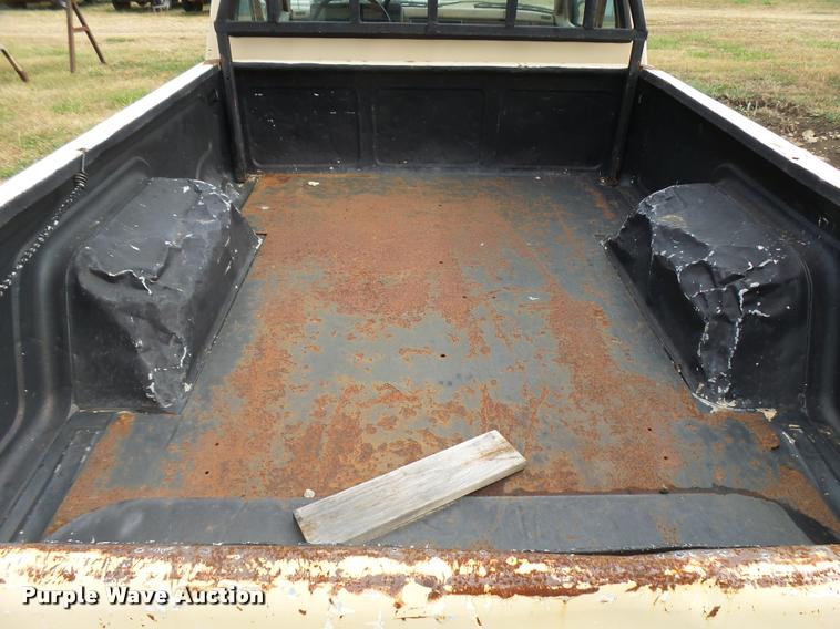 image for item AH9799 1991 Chevrolet S10 pickup truck