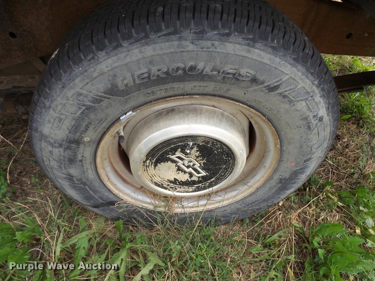 image for item AH9799 1991 Chevrolet S10 pickup truck