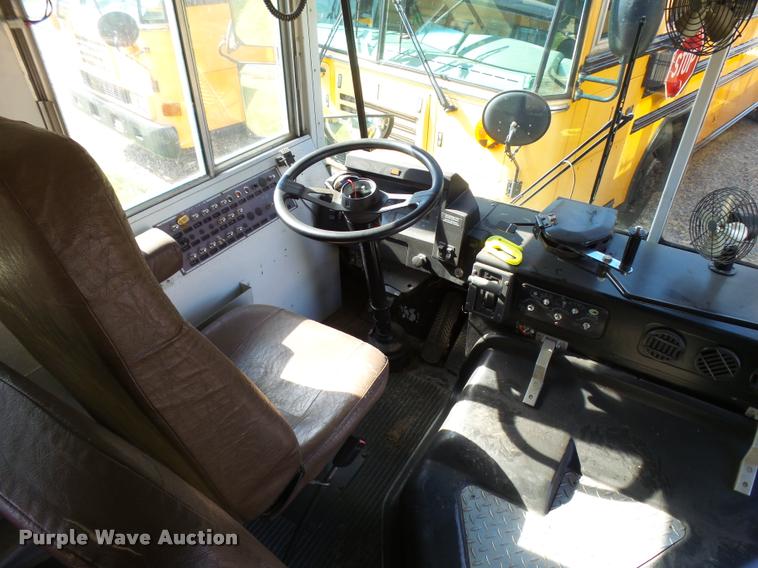 image for item AH9824 2000 Blue Bird TC2000 school bus