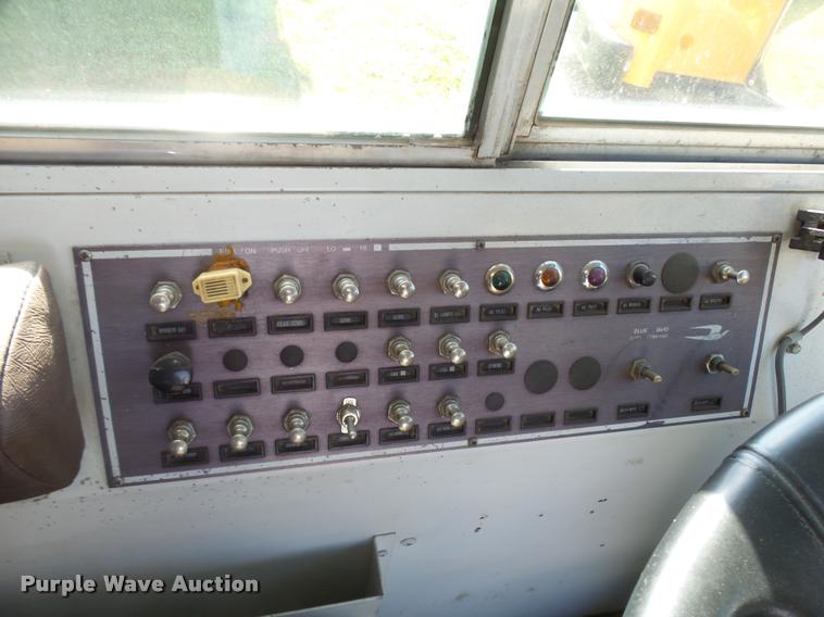 image for item AH9824 2000 Blue Bird TC2000 school bus