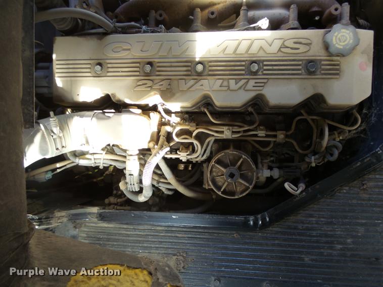 image for item AH9824 2000 Blue Bird TC2000 school bus