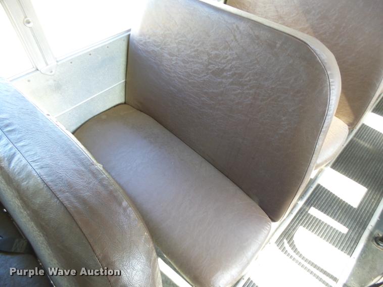 image for item AH9824 2000 Blue Bird TC2000 school bus