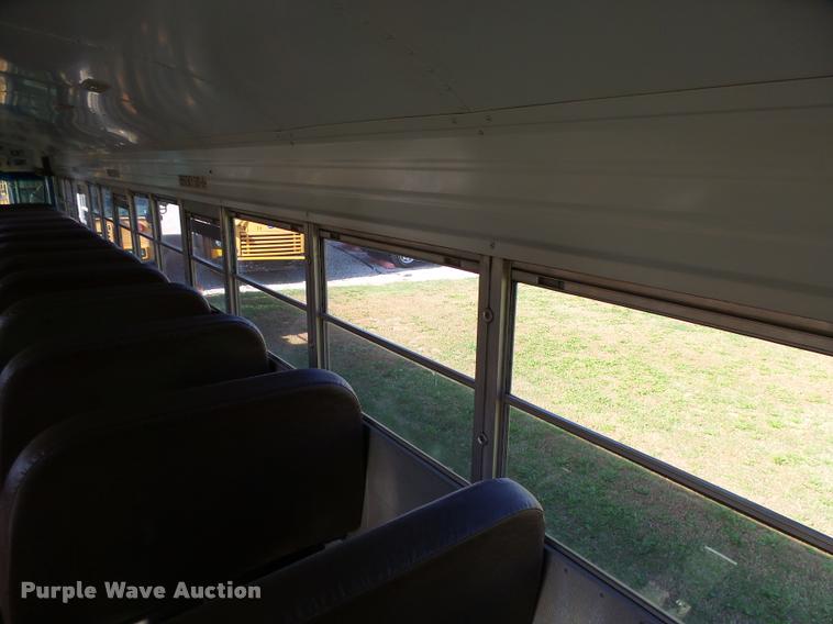 image for item AH9824 2000 Blue Bird TC2000 school bus