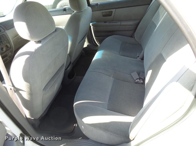 image for item AH9826 2007 Ford Taurus