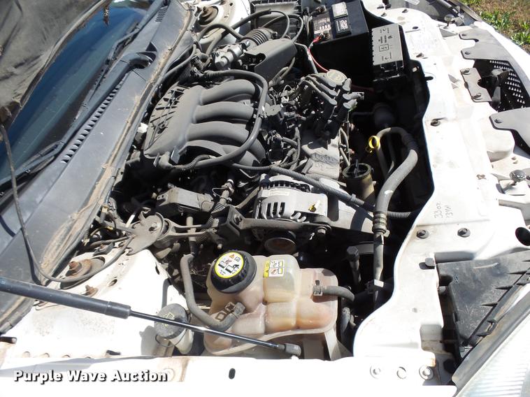 image for item AH9826 2007 Ford Taurus