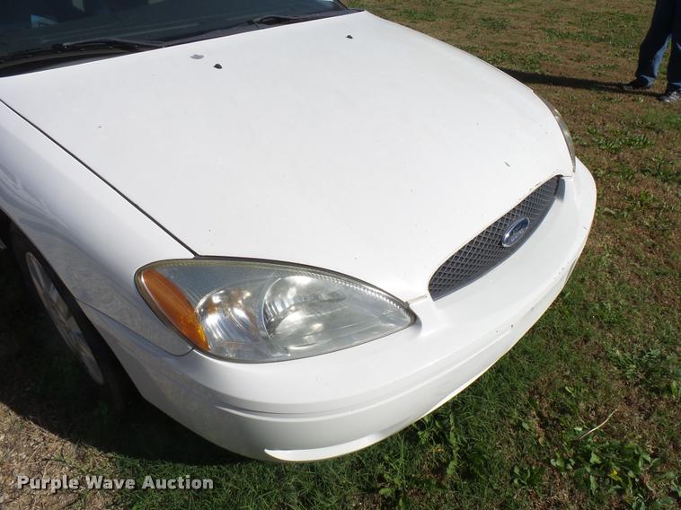 image for item AH9826 2007 Ford Taurus