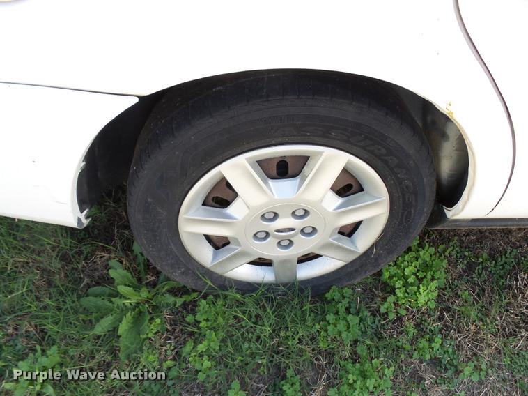 image for item AH9826 2007 Ford Taurus