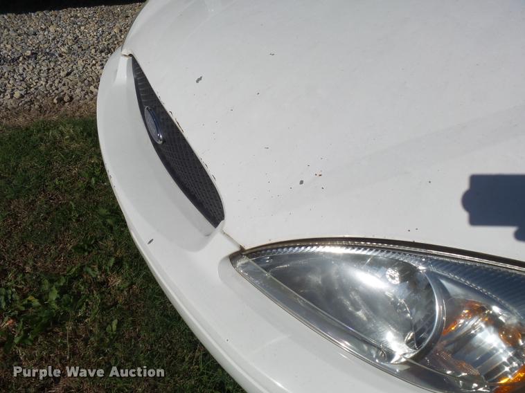 image for item AH9826 2007 Ford Taurus