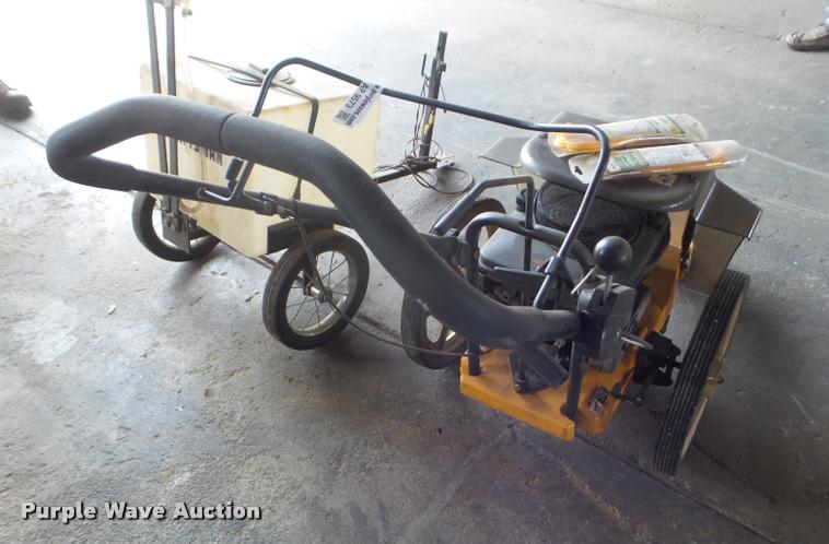 image for item AP9573 Lawn and Garden equipment