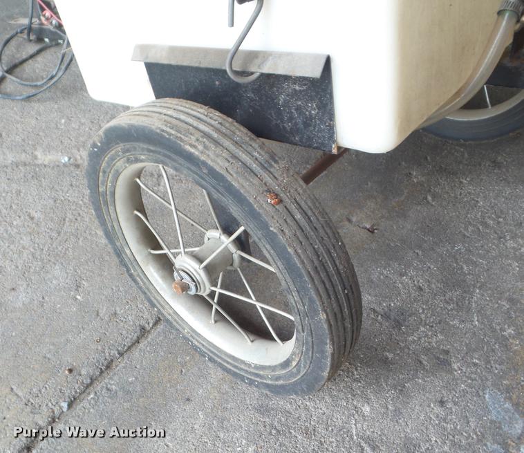 image for item AP9573 Lawn and Garden equipment