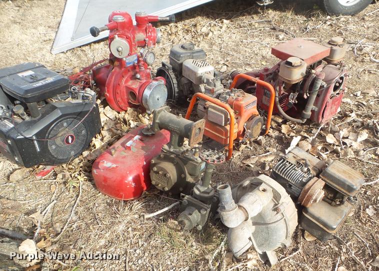 image for item AP9577 (6) water pumps