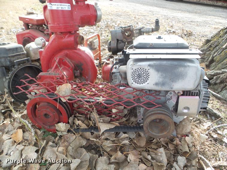 image for item AP9577 (6) water pumps