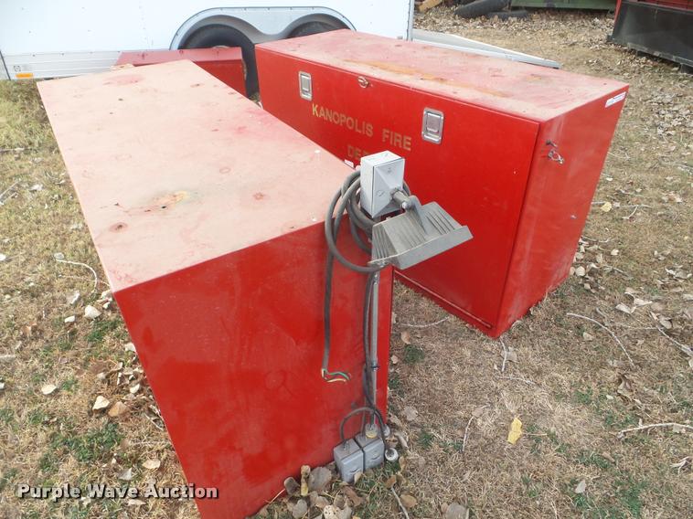 image for item AP9578 (2) storage boxes