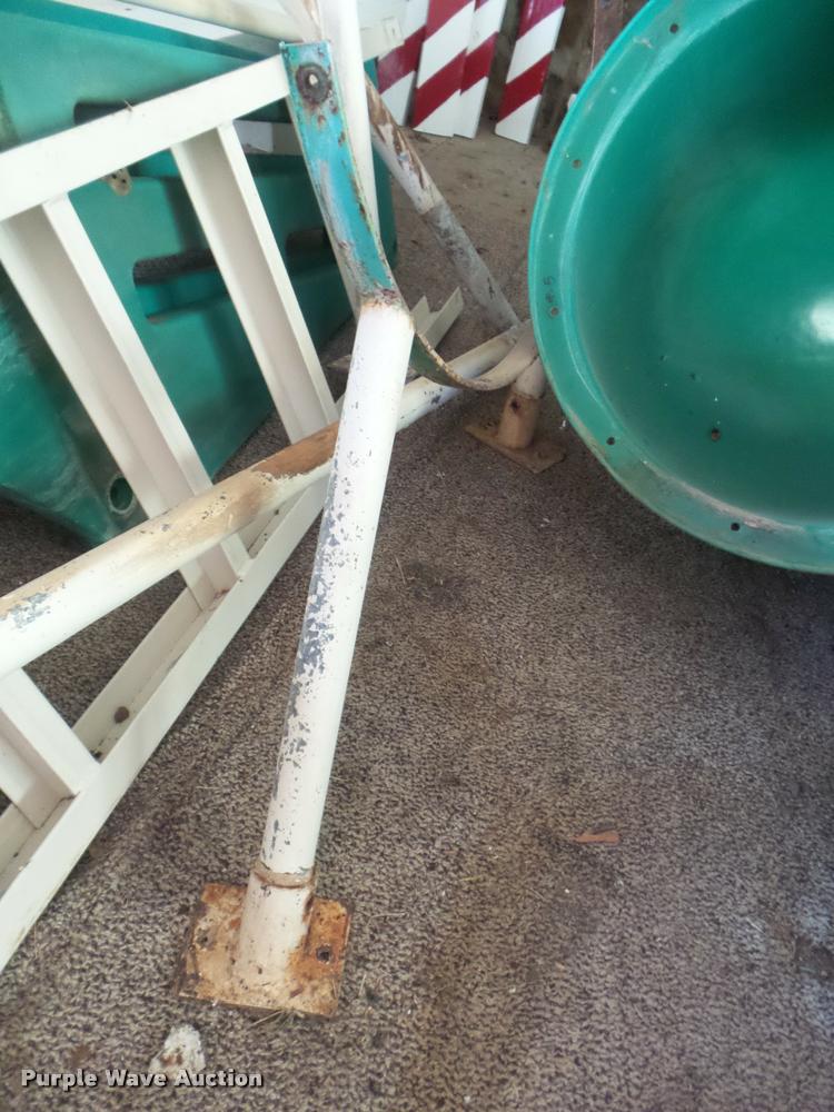 image for item AP9587 Swimming pool slide