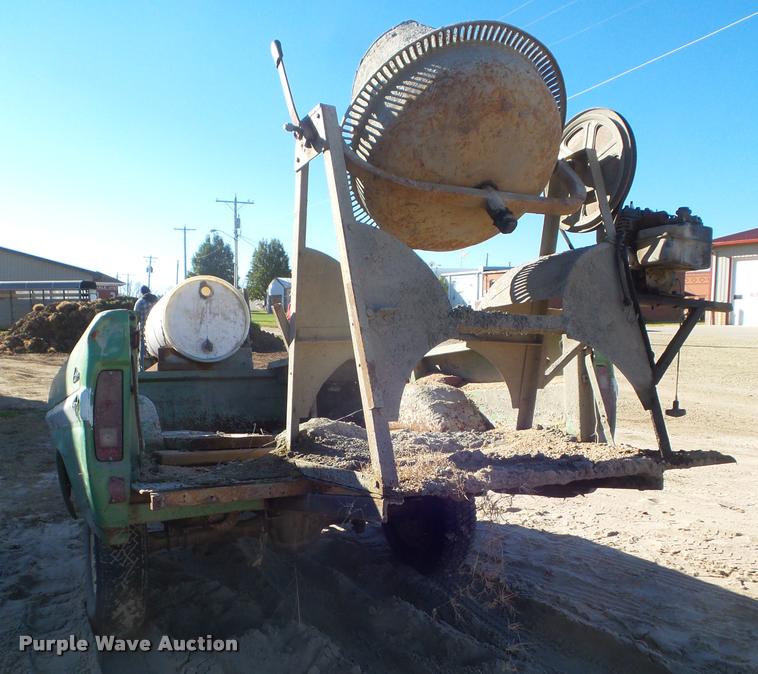 image for item AP9589 Shop built concrete mixer trailer