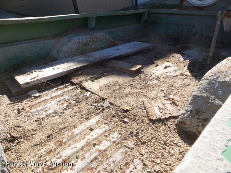 image for item AP9589 Shop built concrete mixer trailer