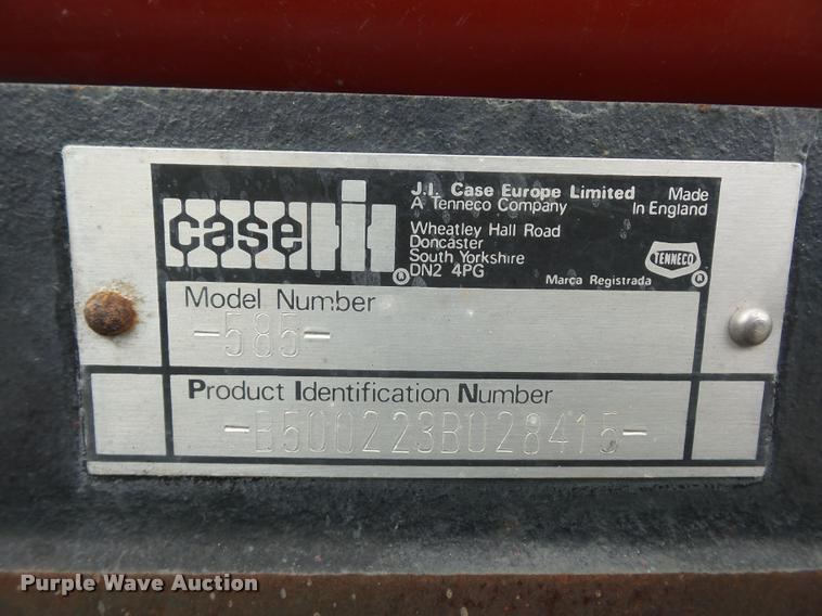 image for item BG9674 Case IH 585 tractor
