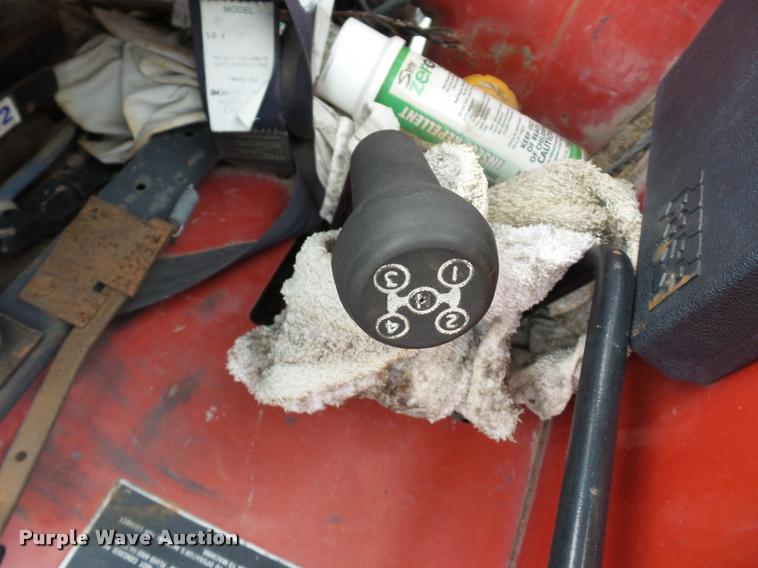 image for item BG9674 Case IH 585 tractor