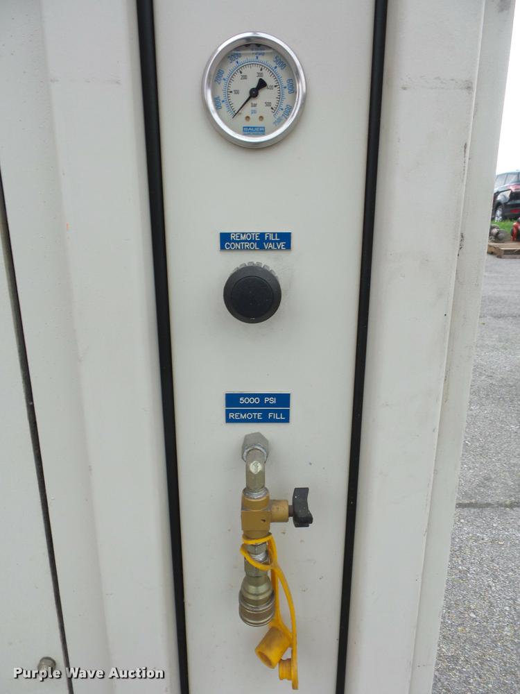 image for item BG9696 Bauer compressors P5 compressed air filling station