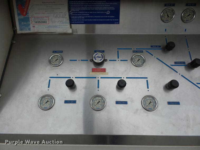 image for item BG9696 Bauer compressors P5 compressed air filling station