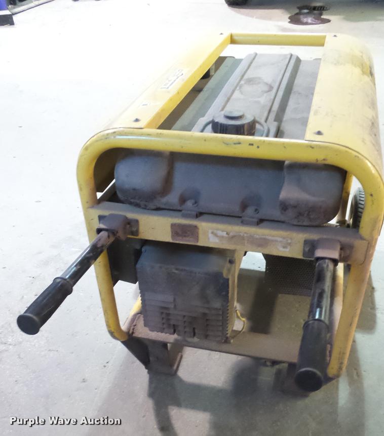 image for item BP9336 Mcculloch 5700 generator