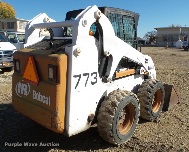 image for item BP9441 2001 Bobcat 773 skid steer