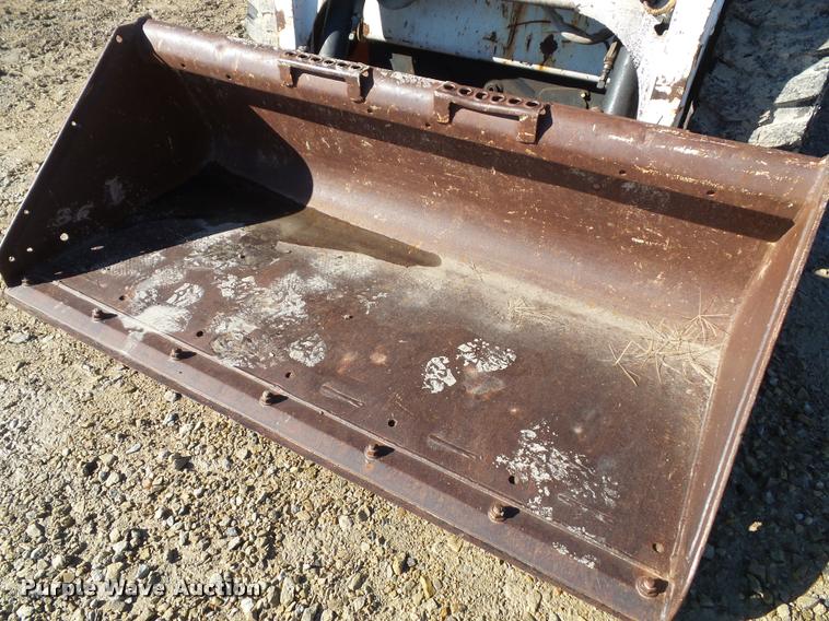 image for item BP9441 2001 Bobcat 773 skid steer