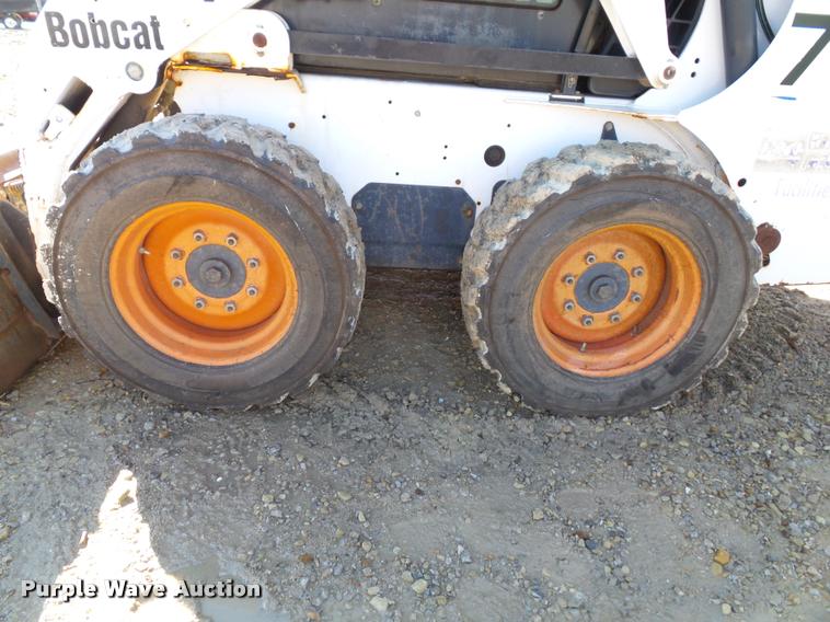 image for item BP9441 2001 Bobcat 773 skid steer